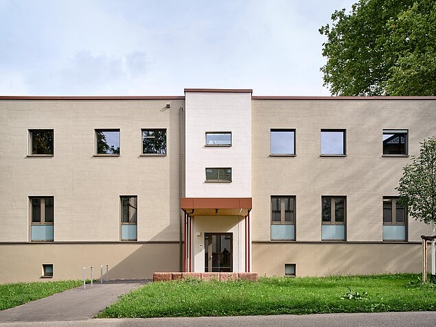 Haftraumfenster METAS® (Produktseite) Haftraumfenster METAS® ohne Gitter, geprüft auf Ausbruch- und Befreiungsversuche